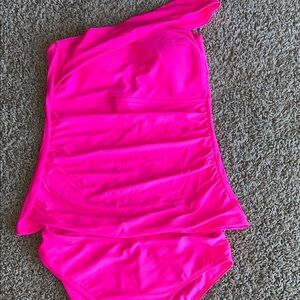 Fun Vibrant Pink One-Shoulder Swimsuit size medium